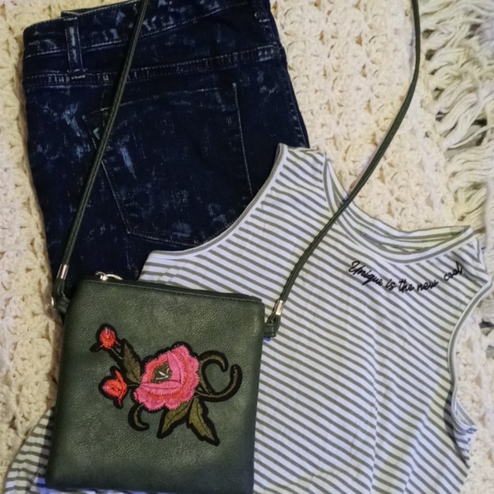 🌼MOSSIMO mid rise jegging sz 14/32🌼